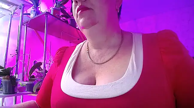 Snapshot of _Sweet_Woman chatting on 01-21-25, 04:10 Sweet Woman online show from 01-21-25, 04:10