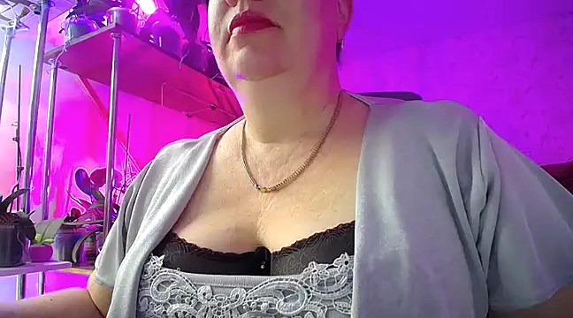 Snapshot of _Sweet_Woman chatting on 02-04-25, 03:54 Sweet Woman online show from 02-04-25, 03:54