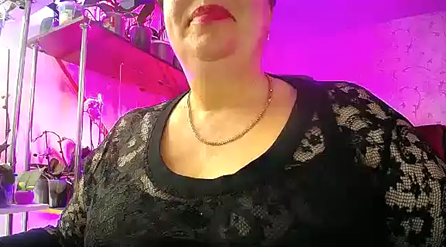 Snapshot of _Sweet_Woman chatting on 02-15-25, 11:39 Sweet Woman online show from 02-15-25, 11:39