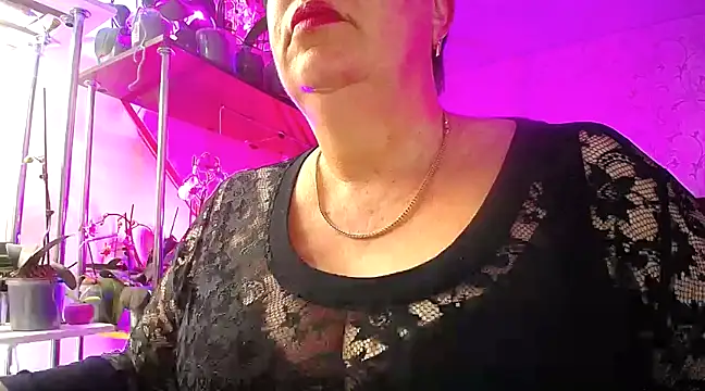 Snapshot of _Sweet_Woman chatting on 02-22-25, 03:25 Sweet Woman online show from 02-22-25, 03:25