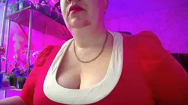 Snapshot of _Sweet_Woman chatting on 03-17-25, 04:19 Sweet Woman online show from 03-17-25, 04:19