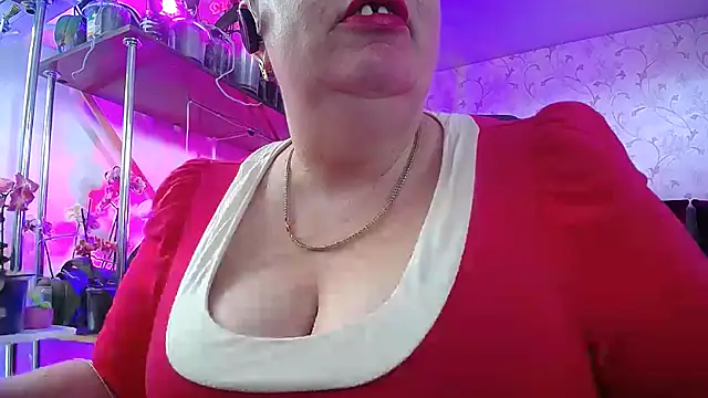 Snapshot of _Sweet_Woman chatting on 03-22-25, 09:56 Sweet Woman online show from 03-22-25, 09:56