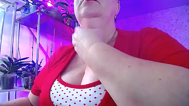 Snapshot of _Sweet_Woman chatting on 11-18-25, 08:19 Sweet Woman online show from 11-18-25, 08:19