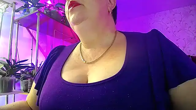 Snapshot of _Sweet_Woman chatting on 11-24-25, 11:21 Sweet Woman online show from 11-24-25, 11:21