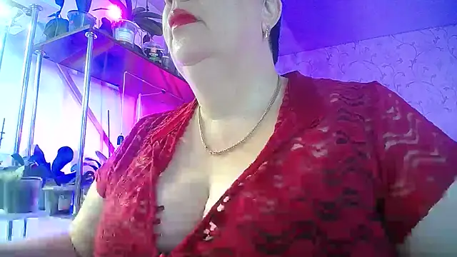  Sweet Woman online show from 07-17-26, 05:47