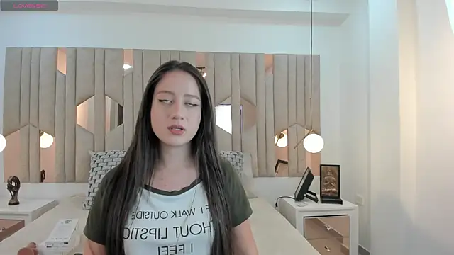 Snapshot of 1m_caro_ chatting on 12-09-24, 05:40 1m caro online show from 12-09-24, 05:40