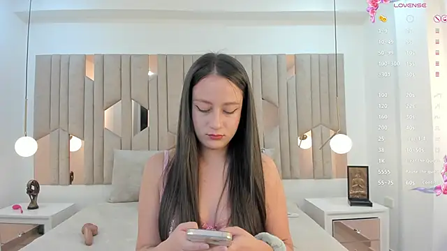 Snapshot of 1m_caro_ chatting on 12-10-24, 05:17 1m caro online show from 12-10-24, 05:17