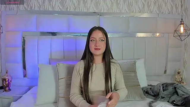 Snapshot of 1m_caro_ chatting on 12-30-24, 05:04 1m caro online show from 12-30-24, 05:04