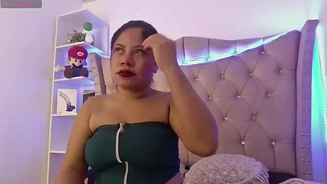 Snapshot of Sweet_Orianaa chatting on 06-03-26, 06:02 Sweet Orianaa online show from 06-03-26, 06:02