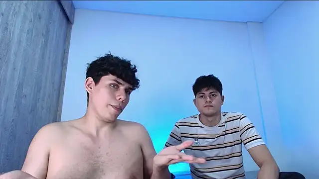 Snapshot of Naytoon__lex chatting on 12-18-25, 02:17 Naytoon lex online show from 12-18-25, 02:17