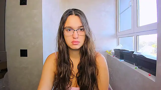 Snapshot of fancy_bunny chatting on 09-17-25, 06:48 fancy bunny online show from 09-17-25, 06:48