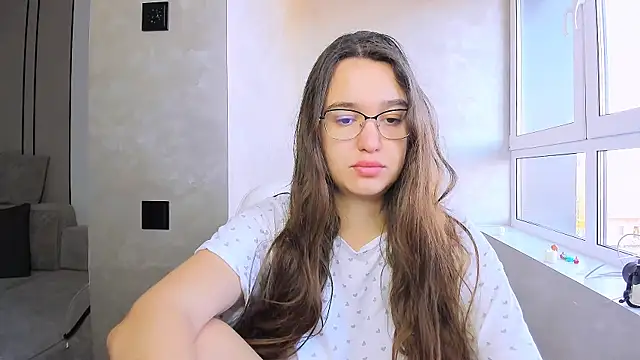 Snapshot of fancy_bunny chatting on 11-06-25, 06:14 fancy bunny online show from 11-06-25, 06:14