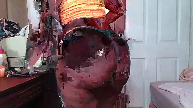 Snapshot of Smoochy_ chatting on 01-07-25, 07:31 Smoochy online show from 01-07-25, 07:31