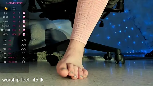 AliceSunday online show from 12-22-24, 11:22