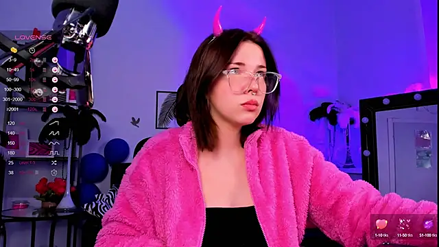 AliceSunday online show from 01-21-25, 02:15