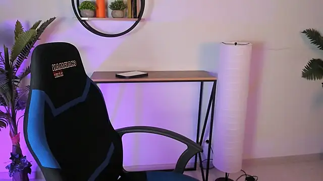 AliceSunday online show from 02-23-25, 11:11