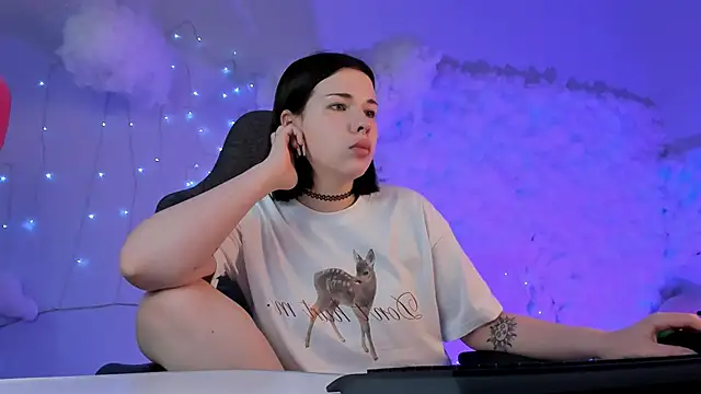 AliceSunday online show from 03-20-25, 11:05