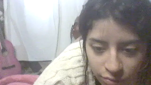 Snapshot of isa_ar chatting on 11-02-25, 03:03 isa ar online show from 11-02-25, 03:03