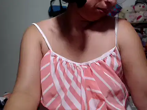Snapshot of sexy_mary_69 chatting on 03-20-25, 11:23 sexy mary 69 online show from 03-20-25, 11:23