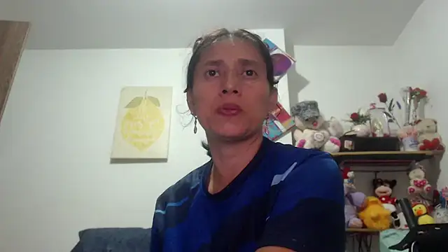 Snapshot of sexy_mary_69 chatting on 09-22-25, 12:12 sexy mary 69 online show from 09-22-25, 12:12