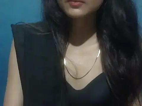 Snapshot of Aayesha chatting on 05-17-26, 09:38 Aayesha online show from 05-17-26, 09:38