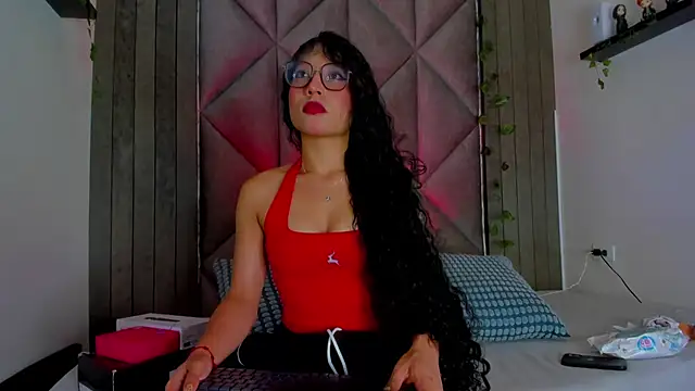 Snapshot of BriaConner_ chatting on 07-07-26, 02:58 BriaConner online show from 07-07-26, 02:58