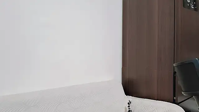 Snapshot of Fine-sand chatting on 11-09-25, 12:47 Fine-sand online show from 11-09-25, 12:47