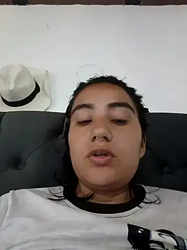 Hellen Alex online show from 12-18-24, 02:38