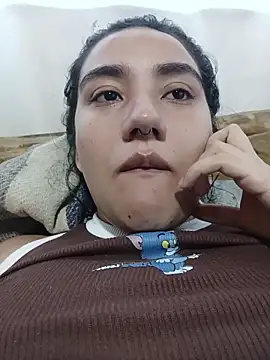 Snapshot of Hellen_Alex chatting on 01-07-26, 01:46 Hellen Alex online show from 01-07-26, 01:46