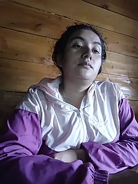 Snapshot of Hellen_Alex chatting on 01-11-26, 03:06 Hellen Alex online show from 01-11-26, 03:06