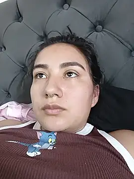 Snapshot of Hellen_Alex chatting on 01-19-26, 01:59 Hellen Alex online show from 01-19-26, 01:59