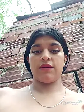 Snapshot of naughty-girl01 chatting on 01-05-25, 02:19 naughty-girl01 online show from 01-05-25, 02:19