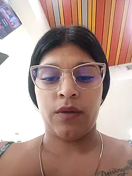 Snapshot of naughty-girl01 chatting on 02-20-25, 04:36 naughty-girl01 online show from 02-20-25, 04:36