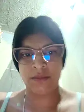 Snapshot of naughty-girl01 chatting on 02-26-25, 10:36 naughty-girl01 online show from 02-26-25, 10:36