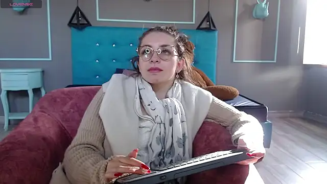 Snapshot of _isaabellaa chatting on 09-25-25, 11:58 isaabellaa online show from 09-25-25, 11:58