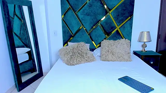 Criss Ariana online show from 01-23-25, 11:48