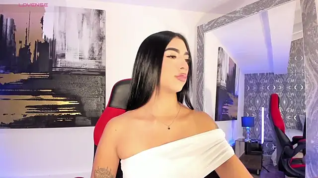 Snapshot of AriRobert_ chatting on 10-29-25, 03:53 AriRobert online show from 10-29-25, 03:53