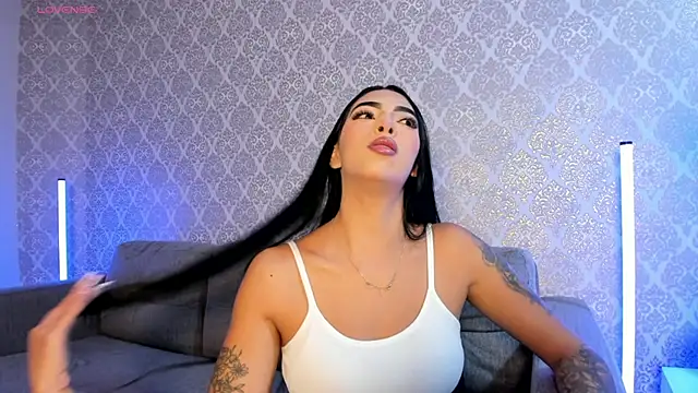 Snapshot of AriRobert_ chatting on 11-08-25, 04:01 AriRobert online show from 11-08-25, 04:01