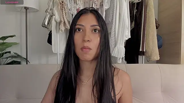 Sweetnaughtygirl  online show from 04-22-26, 12:57