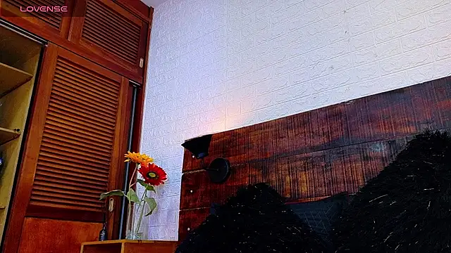 Celeste sanz online show from 10-17-25, 10:07