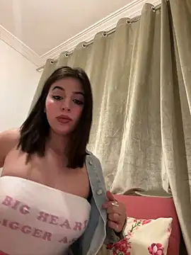 Snapshot of Hot_malak chatting on 02-27-25, 01:27 Hot malak online show from 02-27-25, 01:27