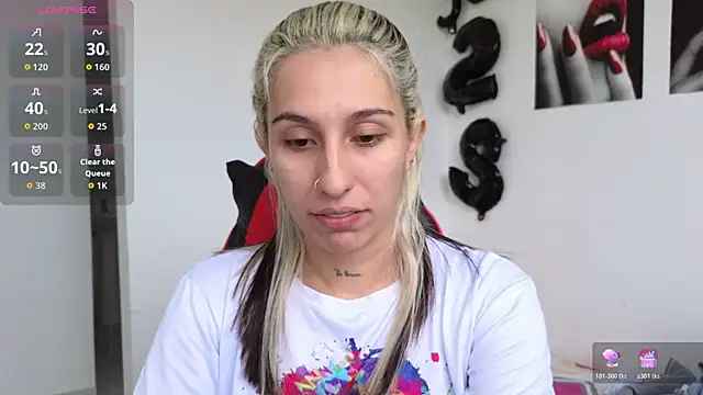 Snapshot of tammyandrade_ chatting on 10-27-25, 07:29 tammyandrade online show from 10-27-25, 07:29