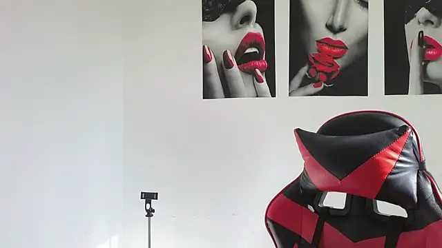 tammyandrade  online show from 07-10-26, 01:36