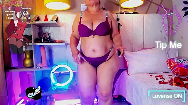 girl amada online show from 02-14-25, 08:52