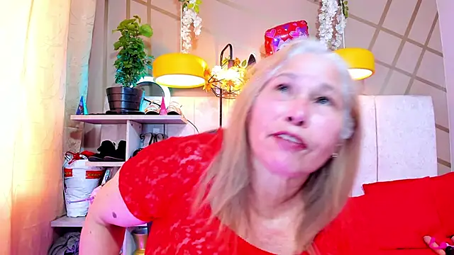 girl amada online show from 02-24-25, 10:36