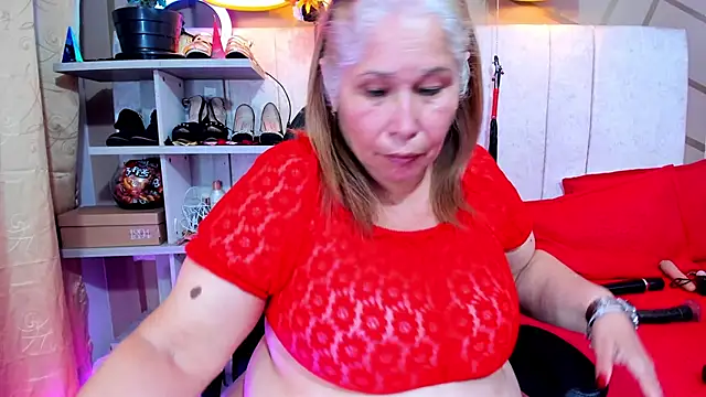 girl amada online show from 02-25-25, 01:41