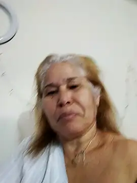 girl amada online show from 09-22-25, 03:36