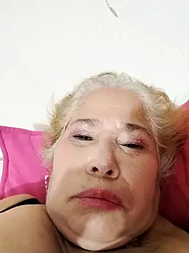 girl amada online show from 09-29-25, 01:11