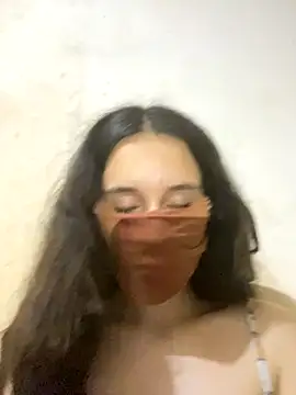 Snapshot of Chahrazad66 chatting on 10-15-25, 01:39 Chahrazad66 online show from 10-15-25, 01:39