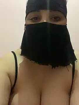 Snapshot of Miss-Soka chatting on 12-05-24, 05:15 Miss-Soka online show from 12-05-24, 05:15